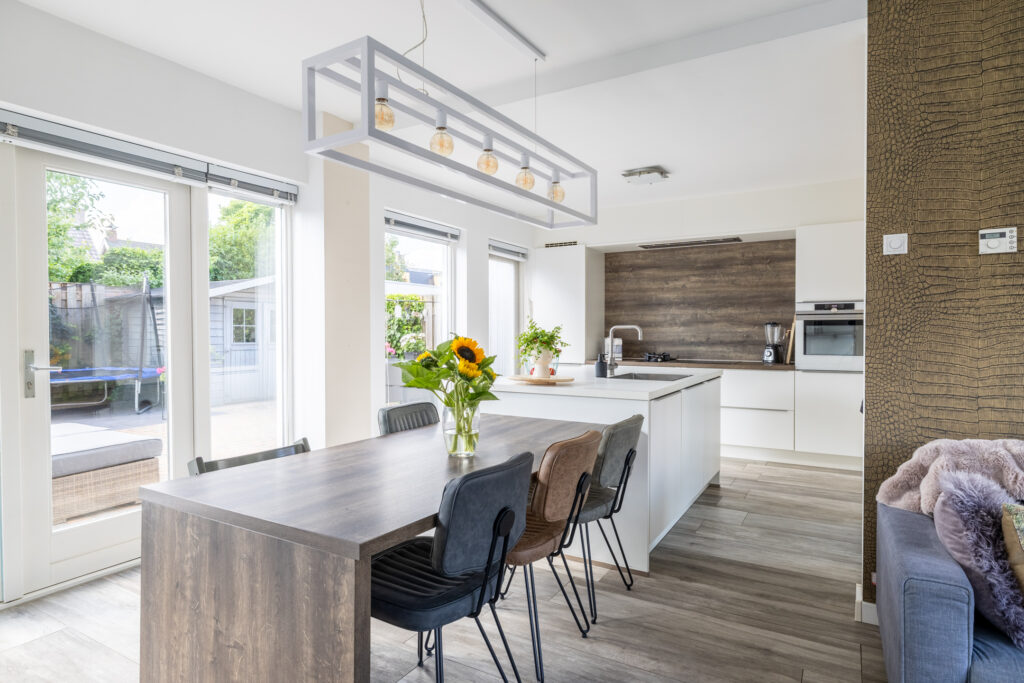 Koop Prinsenbeek Deken Maeslaan 3 – Foto