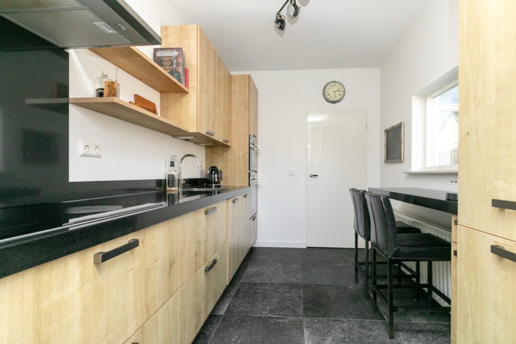 Koop Prinsenbeek Molenstraat 33 – Foto