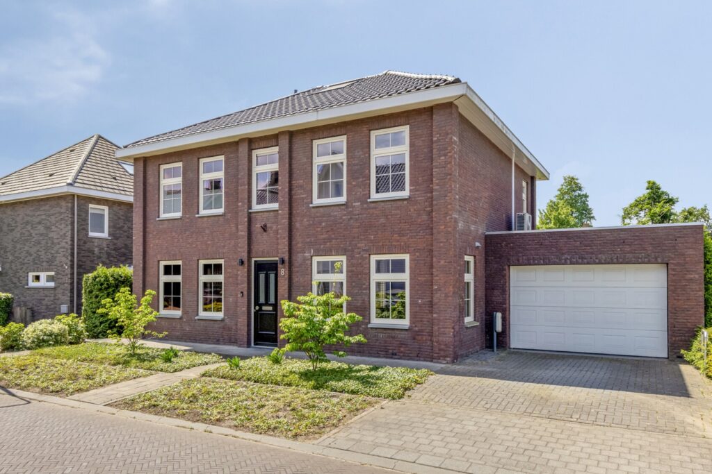 Koop Prinsenbeek Spinnewiel 8