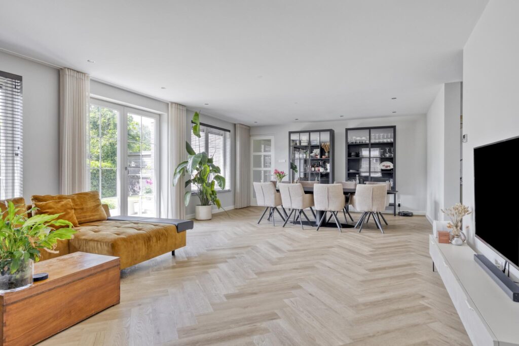 Koop Prinsenbeek Spinnewiel 8 – Foto