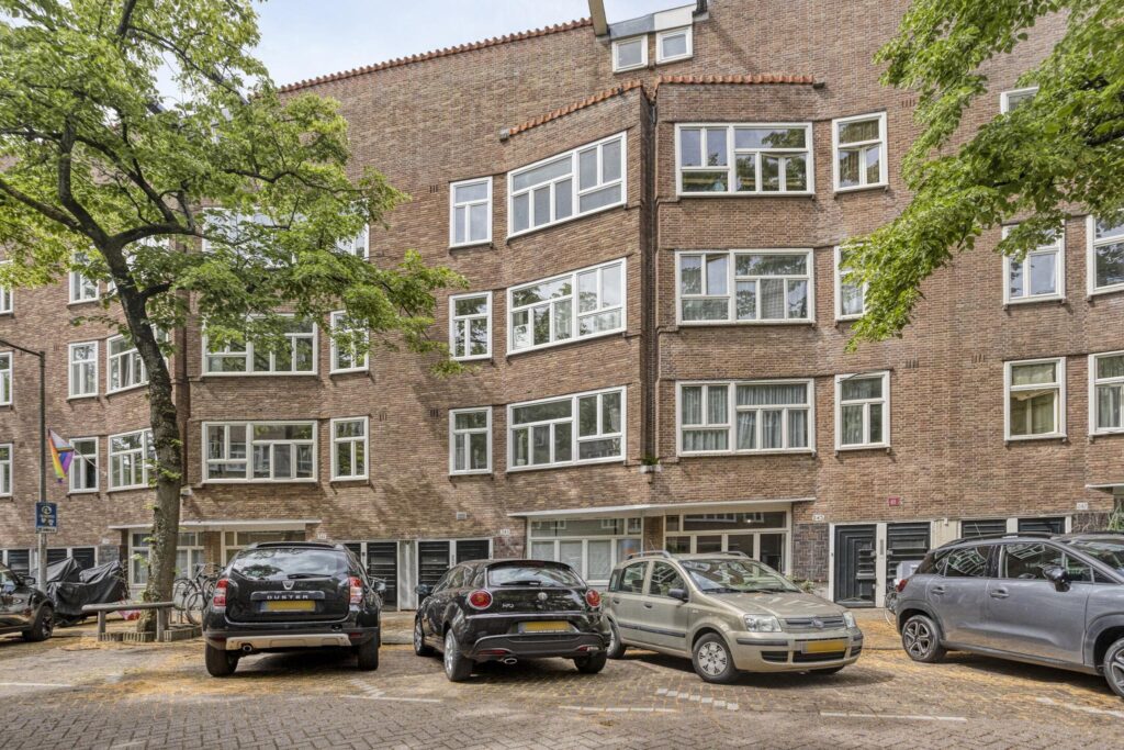 Koop Amsterdam Orteliusstraat 243-3