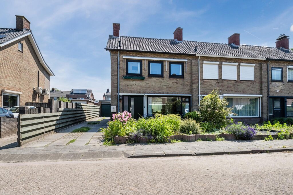 Koop Prinsenbeek Klaverveld 6
